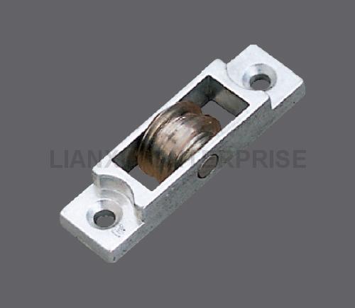  95 (06) Needle Door Notch Roller(Polycarbonate)