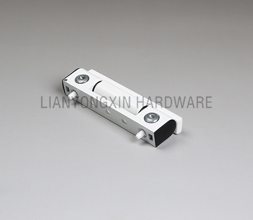 AD Hinge
